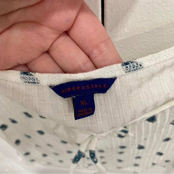 Aeropostale Paisley Short Sleeve Crop Top - Picture 7 of 9